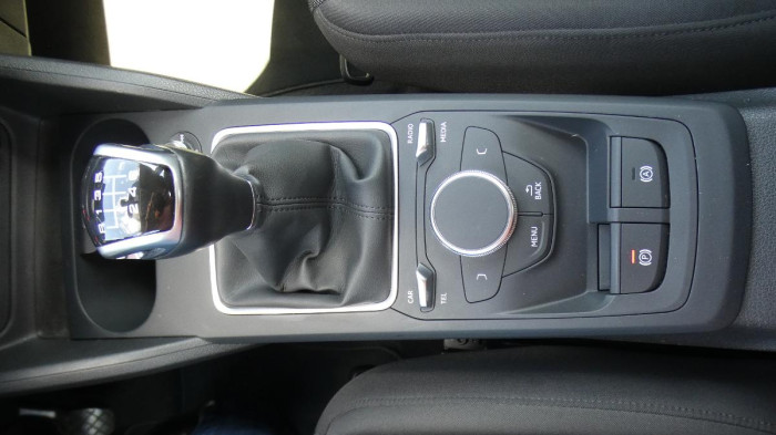 Audi Q2 1,0 TFSI Advanced na operativní leasing