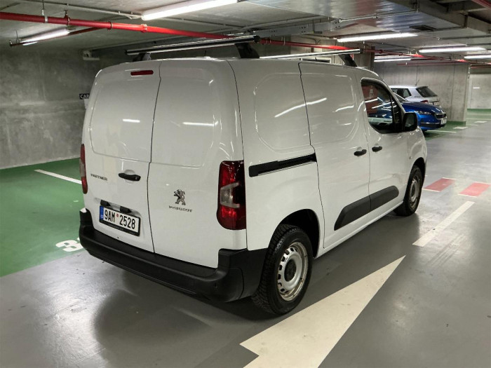 Peugeot Partner L1 1.5 BlueHDi 100k Active na operativní leasing