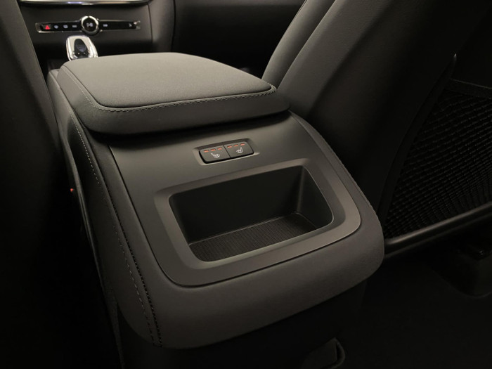 Volvo XC90 B5 AWD AUT BRIGHT PLUS 7míst na operativní leasing