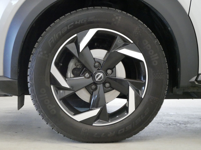 Nissan Juke 1.0 DIG-T 84 kW N-Connecta na operativní leasing