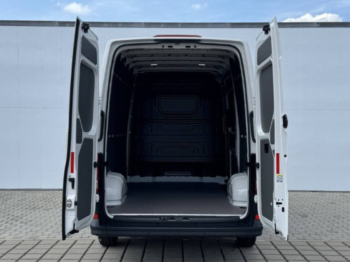 Volkswagen Crafter skříň SR 6G 2,0TDi / 103kW na operativní leasing