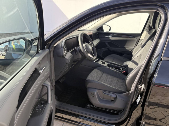 Volkswagen Tiguan People 7DSG mHEV 1,5eTSI / 96kW na operativní leasing