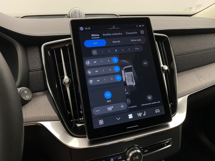 Volvo XC90 T8 AWD Plug-in BRIGHT ULTRA na operativní leasing