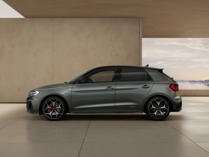 Audi A1 Sportback S line 40 TFSI 152 kW na operativní leasing