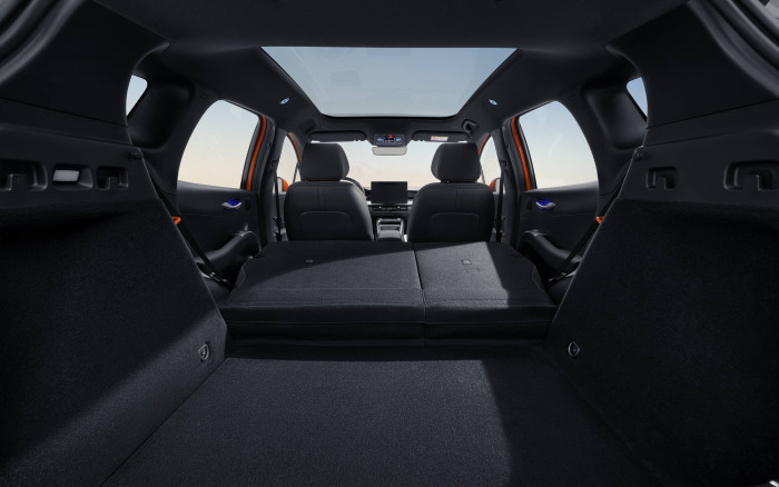 BYD DOLPHIN G DM-i Comfort  1,5 / 156kW na operativní leasing
