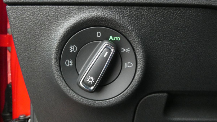 Škoda Karoq 1,5 TSI DSG Style na operativní leasing