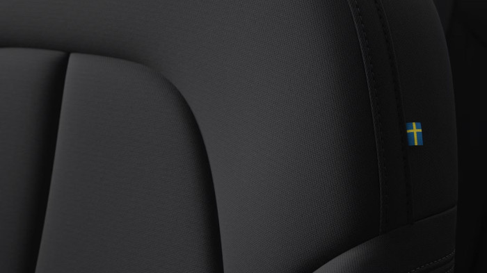 Volvo EX40 SINGLE MOTOR ELETRIC PLUS na operativní leasing