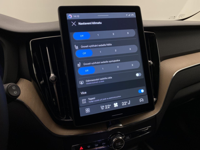 Volvo XC60 T6 AWD AUT BRIGHT PLUS na operativní leasing