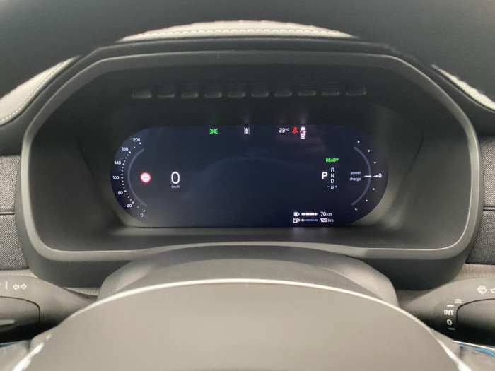 Volvo XC90 T8 AWD Plug-in DARK PLUS 7m na operativní leasing