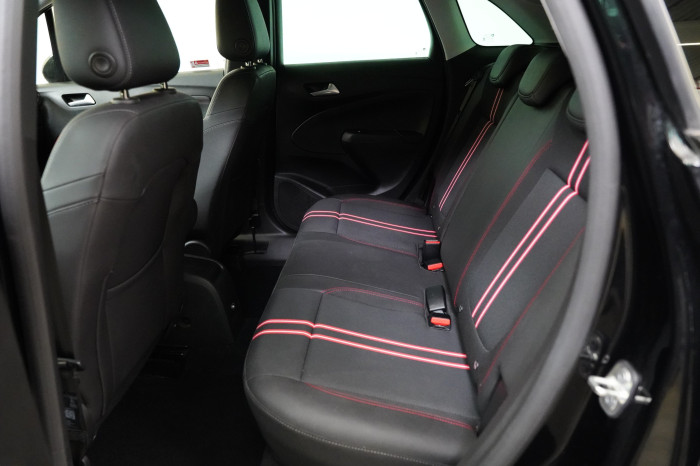 Opel Crossland X 1.2 Turbo 96 kW GS Line na operativní leasing