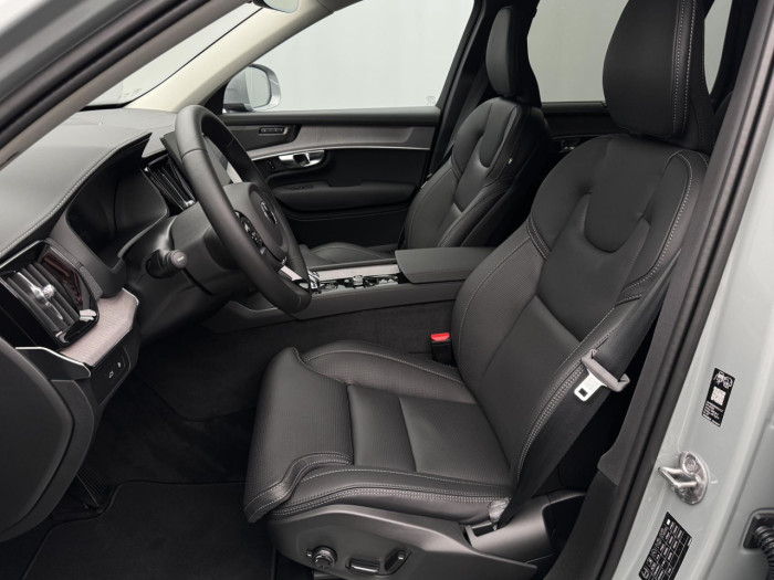 Volvo XC90 T8 AWD Plug-in BRIGHT PLUS 7m na operativní leasing