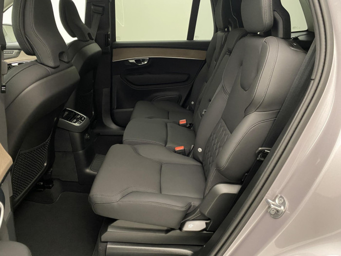 Volvo XC90 T8 AWD RECHARGE BRIGHT PLUS 7m na operativní leasing