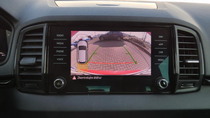 Škoda Karoq 1,5 TSI Sportline DSG na operativní leasing