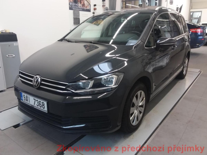 Volkswagen Touran 1.5 TSI Comfortline na operativní leasing