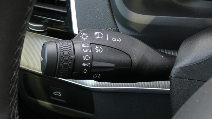 Volvo XC90 B5 AWD Plus Bright 7 míst na operativní leasing