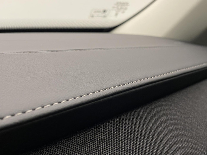 Volvo XC90 B5 AWD AUT DARK PLUS 7míst na operativní leasing