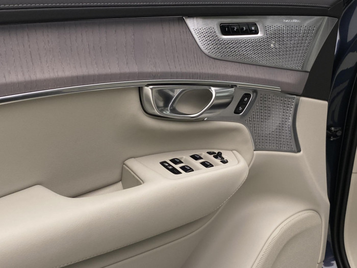 Volvo XC90 B5 AWD AUT BRIGHT PLUS 7míst na operativní leasing