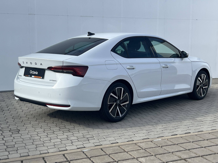 Škoda Octavia Dynamic 7DSG 1,5TSI / 110kW na operativní leasing