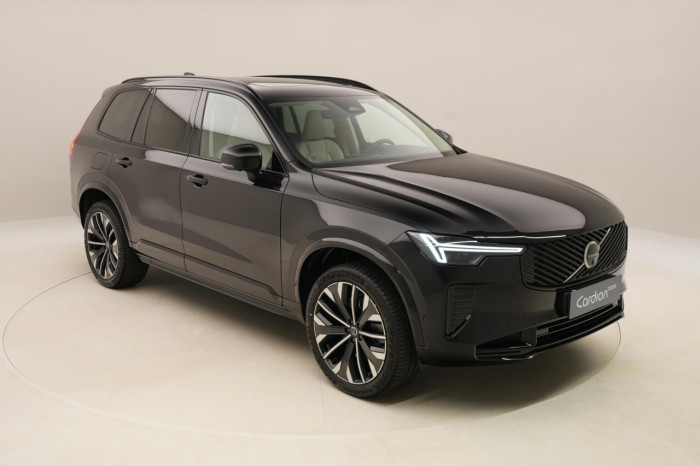 Volvo XC90 T8 AWD Plug-in DARK ULTRA na operativní leasing