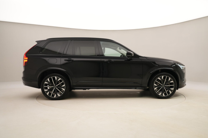 Volvo XC90 B5 AWD AUT DARK PLUS 7míst na operativní leasing