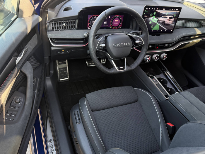 Škoda Superb Combi Sportline DSG 2,0TDI / 110kW na operativní leasing