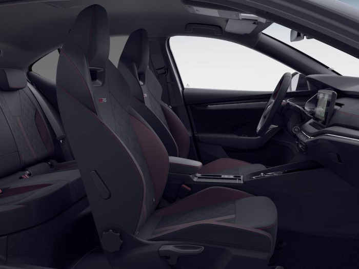 Škoda Octavia RS 2.0 TSI 195 kW 7DSG na operativní leasing