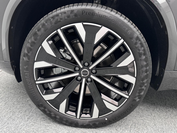 Volvo XC90 B5 AWD AUT BRIGHT ULTRA 7 míst na operativní leasing