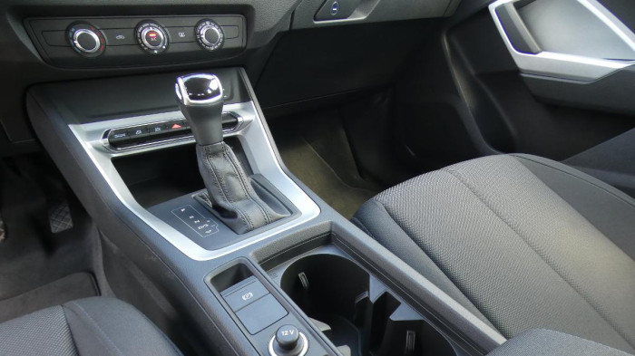 Audi Q3 2,0 TFSI Sportback quattro S-l na operativní leasing