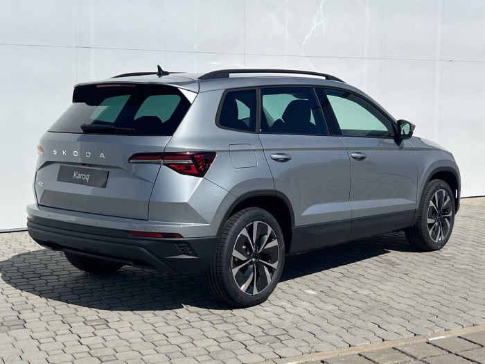Škoda Karoq Dynamic 6MP 1,5 TSI  / 110kW na operativní leasing