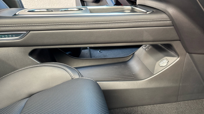 Mazda 6e 68.8 kWh Takumi Soul Red Crystal na operativní leasing