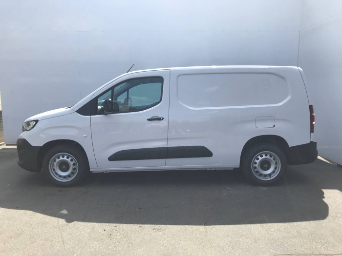 Peugeot Partner Furgon L2 1000 1,5 BlueHDi S&S MAN6 / 75kW na operativní leasing