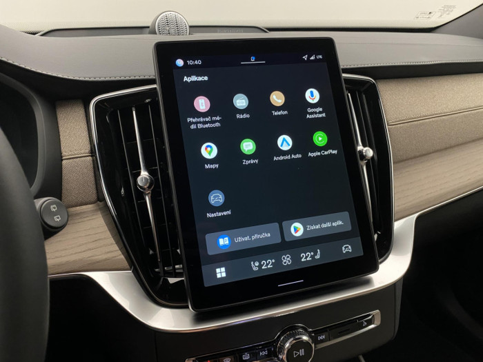 Volvo XC90 T8 AWD Plug-in DARK PLUS 7m na operativní leasing