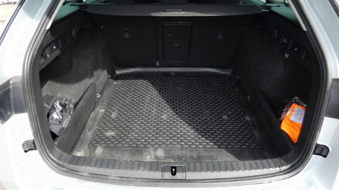 Škoda Octavia Combi 2,0 TDI Style 4x4 DSG 11 na operativní leasing
