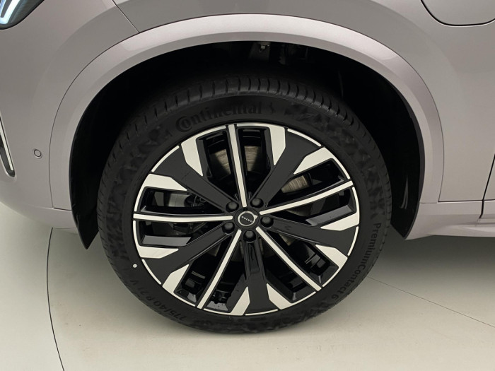 Volvo XC90 T8 AWD RECHARGE BRIGHT PLUS 7m na operativní leasing