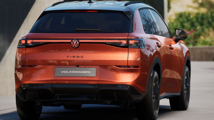Volkswagen T-Roc R-Line 1,5 eTSI 110 kW 7DSG na operativní leasing