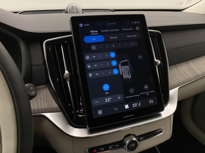 Volvo XC90 B5 AWD AUT BRIGHT PLUS 7míst na operativní leasing