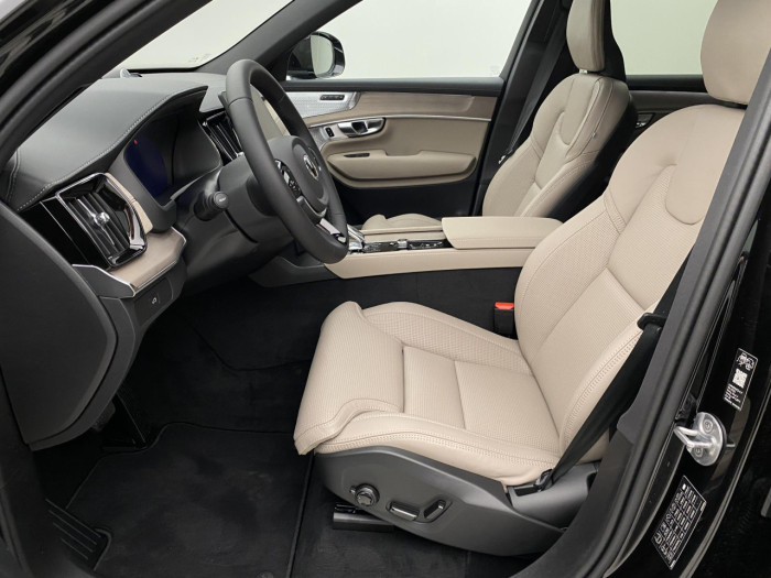 Volvo XC90 B5 AWD AUT BRIGHT PLUS 7míst na operativní leasing