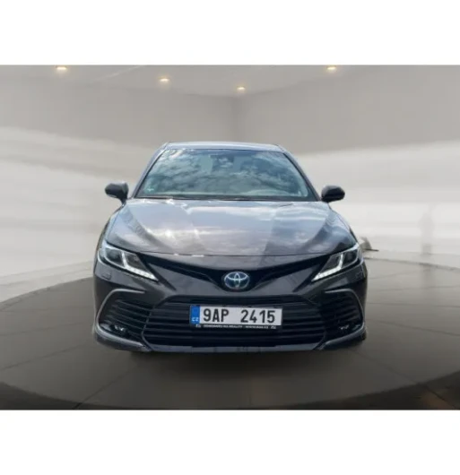 Toyota Camry 2.5 Hybrid Prestige AT na operativní leasing