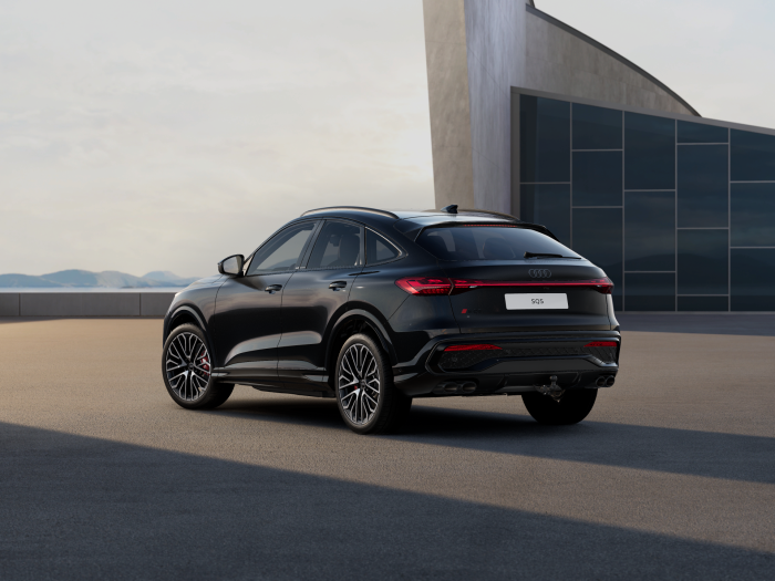 Audi SQ5 Sportback TFSI quattro 270 kW na operativní leasing