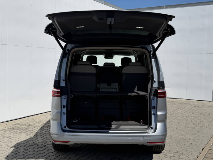 Volkswagen Multivan Life 7DSG 2,0TDI / 110kW na operativní leasing