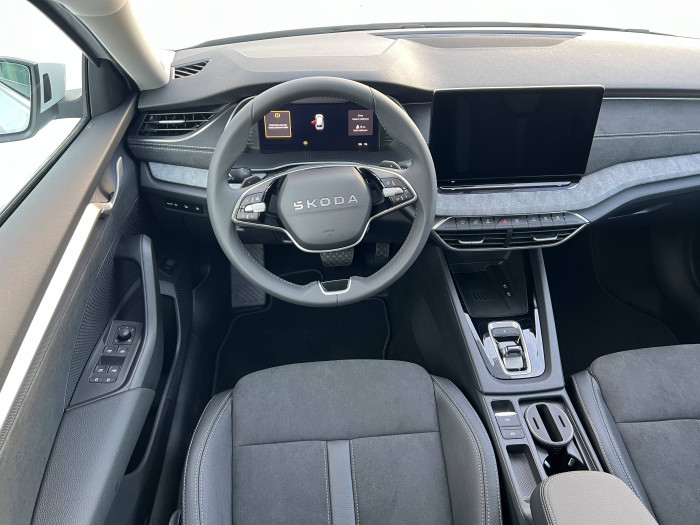 Škoda Octavia Combi 130 let Premium 7DSG 1,5TSI / 110kW na operativní leasing