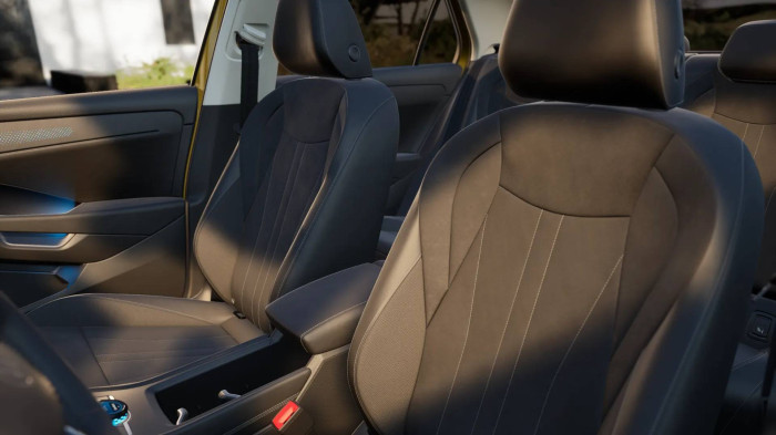 Volkswagen T-Roc Style 1,5 eTSI 85kW 7DSG na operativní leasing