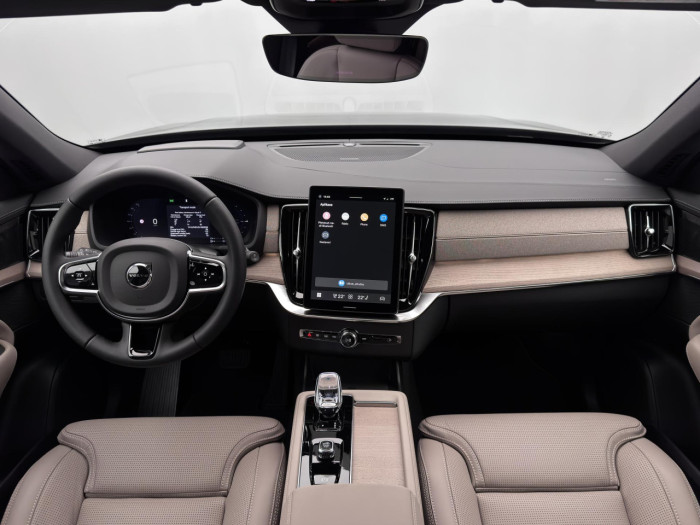 Volvo XC90 T8 AWD Plug-in BRIGHT PLUS 7m na operativní leasing
