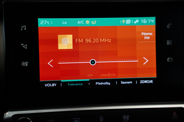 Citroën C4 Cactus 1.2 PureTech 81 kW Shine na operativní leasing