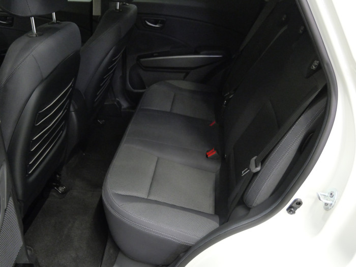 Ssang Yong Tivoli Gran 1.5 T-GDI 120 kW Amber na operativní leasing