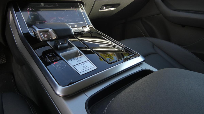 Audi Q7 45 TDI quattro tiptronic na operativní leasing