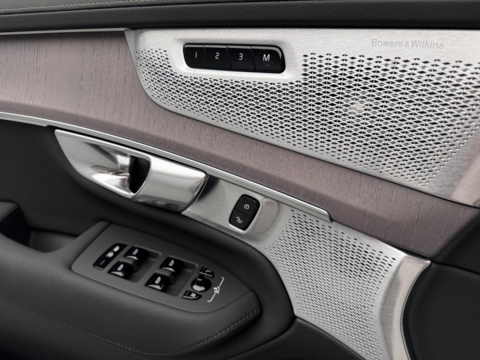 Volvo XC90 B5 AWD AUT BRIGHT ULTRA 7míst na operativní leasing