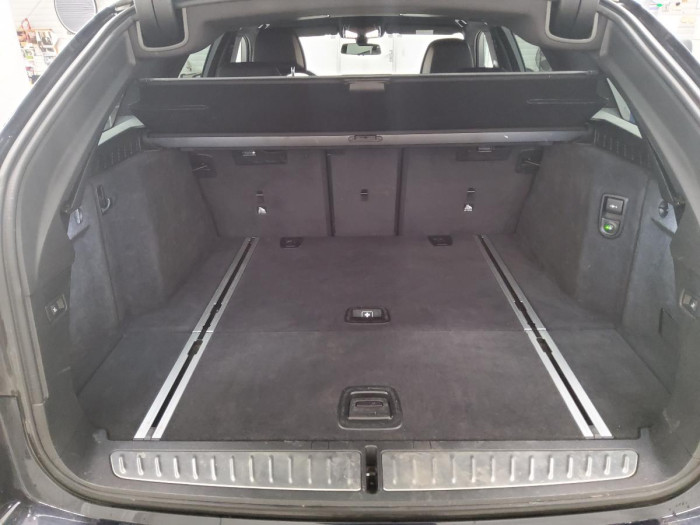 BMW Řada 5 540d Touring xDrive M Sport na operativní leasing