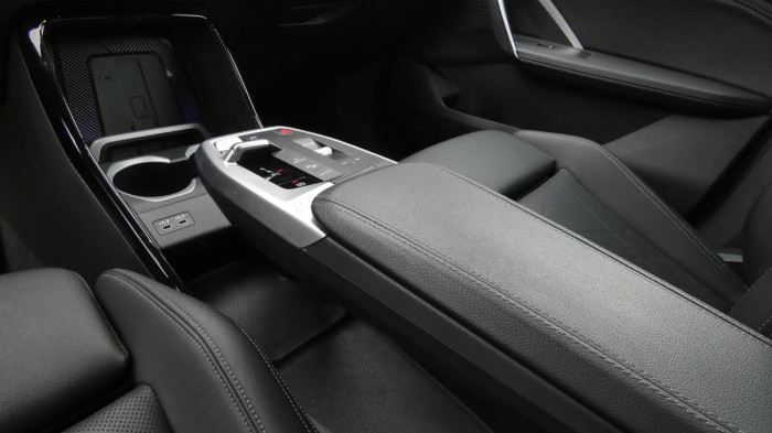 BMW X1 sDrive 18d na operativní leasing