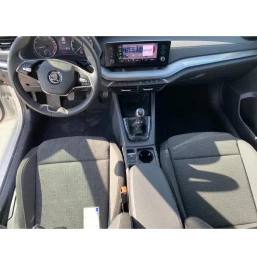 Škoda Octavia 1.5TSI 110 Ambition 5d na operativní leasing